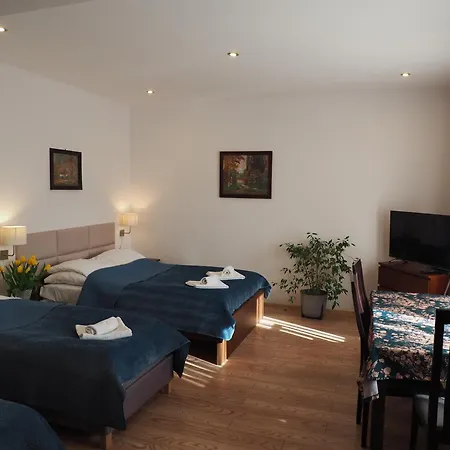 Bed & Breakfast 8 Km Od Suntago, Deepspot Radziejowice