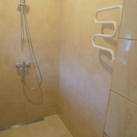 8 Km Od Suntago, Deepspot Bed & Breakfast Radziejowice