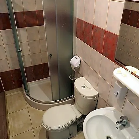 8 Km Od Suntago, Deepspot Bed & Breakfast Radziejowice