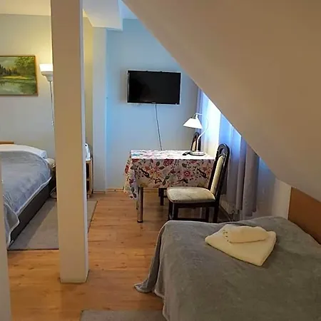 Bed & Breakfast 8 Km Od Suntago, Deepspot Radziejowice