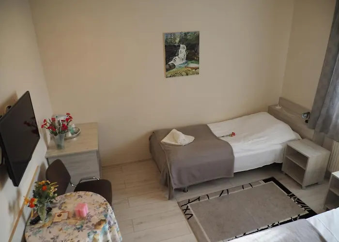 8 Km Od Suntago, Deepspot Bed & Breakfast Radziejowice