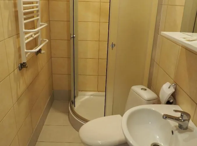 8 Km Od Suntago, Deepspot Bed & Breakfast Radziejowice